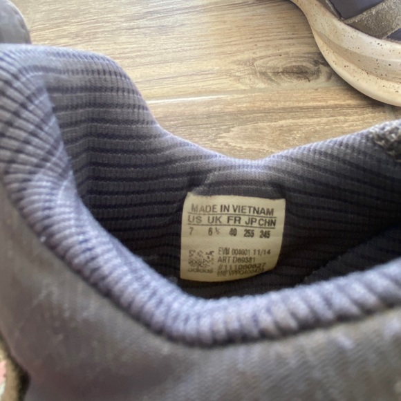 Adidas SL Loop - Picture 5 of 6